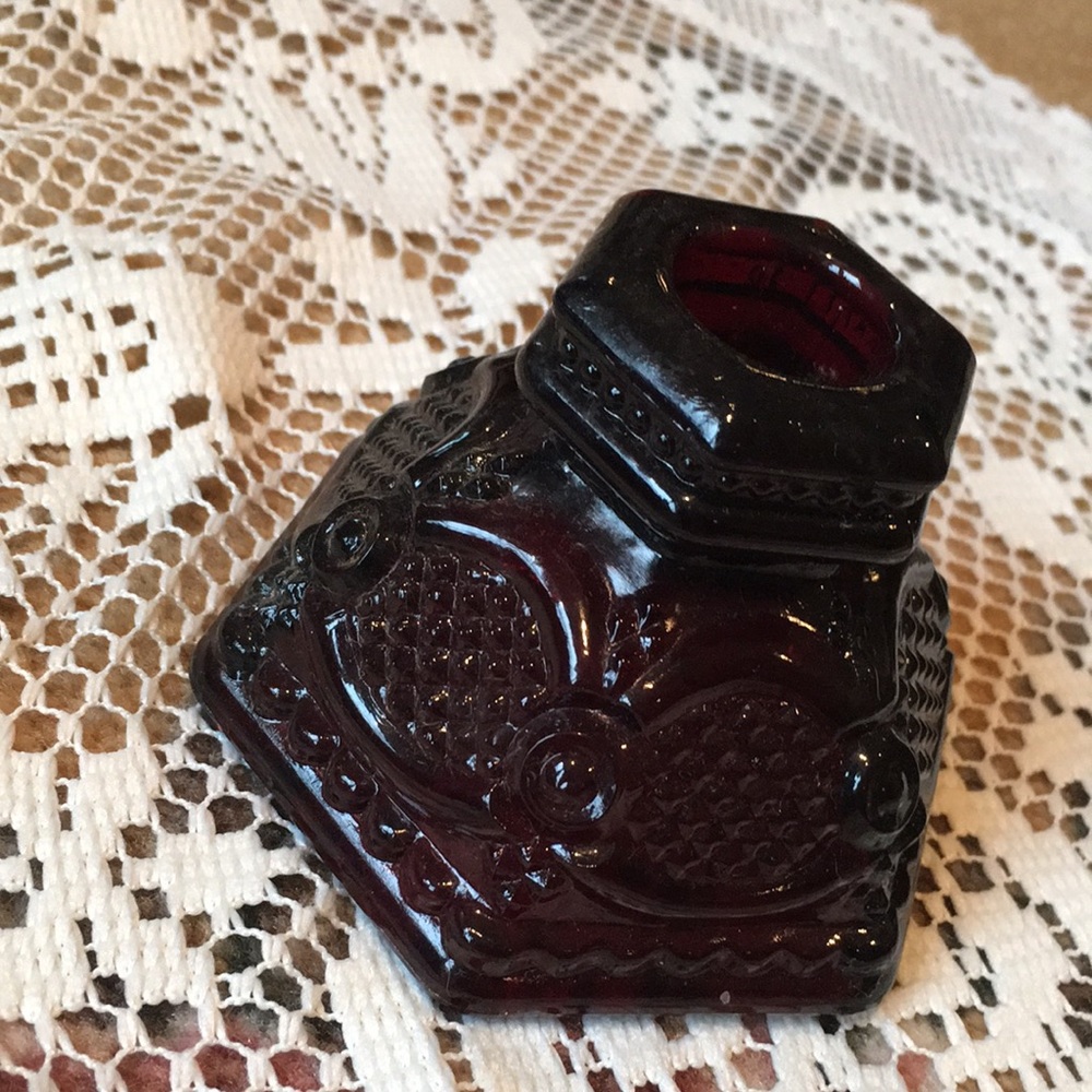 Vintage Avon Cape Cod Ruby red collection, two candleholders - Picture 4 of 4